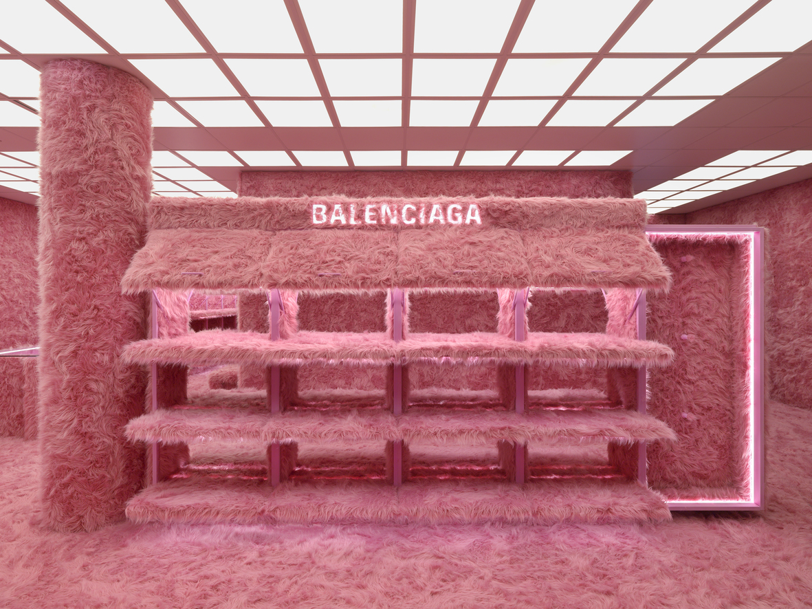 BALENCIAGA NELLA BUFERA